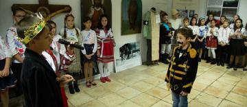 Activităţi dedicate Centenarului Marii Uniri la parohia „Sf. Dimitrie“ din Galaţi Activităţi dedicate Centenarului Marii Uniri la parohia „Sf. Dimitrie“ din Galaţi