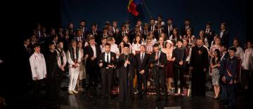 Bucurie şi recunoştinţă la final de an şcolar la Seminarul Teologic „Sfântul Apostol Andrei“ din Galaţi Bucurie şi recunoştinţă la final de an şcolar la Seminarul Teologic „Sfântul Apostol Andrei“ din Galaţi