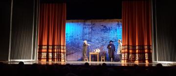 Piesa de teatru „Ziditori ai Marii Uniri“ a fost prezentată la Galaţi Piesa de teatru „Ziditori ai Marii Uniri“ a fost prezentată la Galaţi