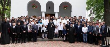 Revedere după 20 de ani a promoţiei 1999 a Seminarului Teologic „Sf. Ap. Andrei“ din Galaţi Revedere după 20 de ani a promoţiei 1999 a Seminarului Teologic „Sf. Ap. Andrei“ din Galaţi