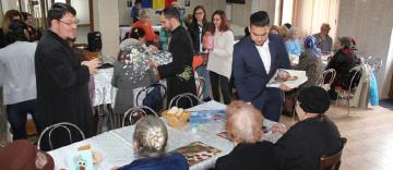 Persoanele vârstnice au fost sărbătorite la Centrul Multifuncţional de Servicii Sociale „Speranţe Pentru Vârsta a III-a“ Persoanele vârstnice au fost sărbătorite la Centrul Multifuncţional de Servicii Sociale „Speranţe Pentru Vârsta a III-a“
