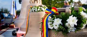Sfințirea clopotelor Catedralei Naționale Sfințirea clopotelor Catedralei Naționale