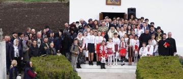Vizită misionară şi caravană medicală în satul Ciureştii Noi, judeţul Galaţi Vizită misionară şi caravană medicală în satul Ciureştii Noi, judeţul Galaţi