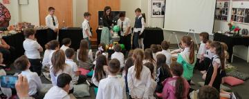 Comunicare interpersonală prin activităţi cultural-educative şi recreative pentru copii, la Muzeul eparhial din Galaţi Comunicare interpersonală prin activităţi cultural-educative şi recreative pentru copii, la Muzeul eparhial din Galaţi