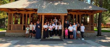 80 de copii din protopopiatul Însurăței, în pelerinaj la mănăstirile din județul Brăila