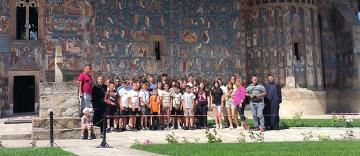 Programul eparhia de tabere „Vacanța din pridvorul bisericii“ în Parohiile Ulmu şi Mohreanu Programul eparhia de tabere „Vacanța din pridvorul bisericii“ în Parohiile Ulmu şi Mohreanu