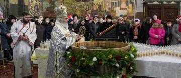 Ajunul Bobotezei la Catedrala arhiepiscopală din Galaţi