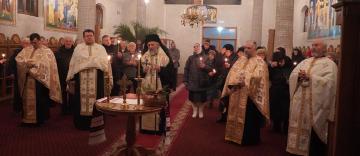 Rugăciune şi binecuvântare la biserica „Sfânta Filofteia“ din municipiul Galaţi Rugăciune şi binecuvântare la biserica „Sfânta Filofteia“ din municipiul Galaţi