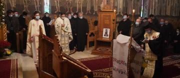 Sfântul Ierarh Nectarie cinstit în Arhiepiscopia Dunării de Jos Sfântul Ierarh Nectarie cinstit în Arhiepiscopia Dunării de Jos