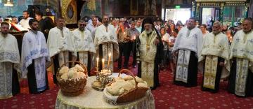 Eveniment duhovnicesc la biserica gălăţeană „Sf. Împăraţi” Eveniment duhovnicesc la biserica gălăţeană „Sf. Împăraţi”