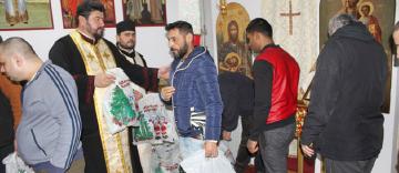 Colinde şi daruri la Penitenciarul de maximă siguranţă din Galaţi Colinde şi daruri la Penitenciarul de maximă siguranţă din Galaţi