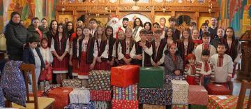 Daruri pentru copiii din satul Ciureştii Noi, județul Galați