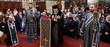 Denia Canonului cel Mare la Catedrala Arhiepiscopală din Galaţi Denia Canonului cel Mare la Catedrala Arhiepiscopală din Galaţi