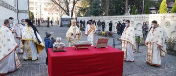 Deschiderea oficială a sărbătorii Sfântului Apostol Andrei la Catedrala Arhiepicopală din Galaţi Deschiderea oficială a sărbătorii Sfântului Apostol Andrei la Catedrala Arhiepicopală din Galaţi