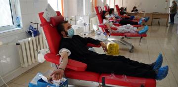 Acţiune de donare de sânge a preoţilor şi credincioşilor din Tecuci Acţiune de donare de sânge a preoţilor şi credincioşilor din Tecuci