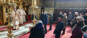 Slujire arhierească la Catedrala arhiepiscopală din Galaţi în Duminica Izgonirii lui Adam din Rai Slujire arhierească la Catedrala arhiepiscopală din Galaţi în Duminica Izgonirii lui Adam din Rai