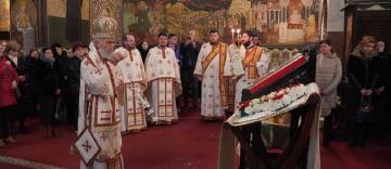 Rugăciune şi filantropie în Duminica Sfintei Cruci la Galaţi Rugăciune şi filantropie în Duminica Sfintei Cruci la Galaţi