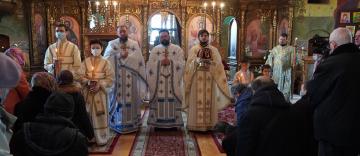 Daruri pentru Maternitatea „Buna Vestire“ din Galați și pentru vârstnicii nevoiaşi Daruri pentru Maternitatea „Buna Vestire“ din Galați și pentru vârstnicii nevoiaşi