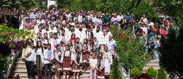Hramul Mănăstirii Toflea din judeţul Galaţi Hramul Mănăstirii Toflea din judeţul Galaţi