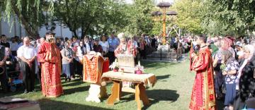 Hramul bisericii „Sfânta Cruce“ din Galaţi Hramul bisericii „Sfânta Cruce“ din Galaţi