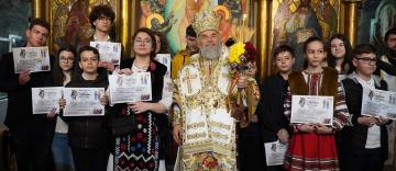 Sărbătoare cu întreită împărtăşire de daruri pascale Sărbătoare cu întreită împărtăşire de daruri pascale