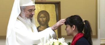 Patriarhul României: Suntem chemaţi să devenim braţele iubirii milostive a lui Dumnezeu pentru copiii nenăscuţi