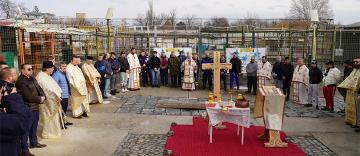 Piatră de temelie pentru un locaş de cult la Penitenciarul Galaţi Piatră de temelie pentru un locaş de cult la Penitenciarul Galaţi