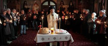 Comemorarea ziaristului Radu Macovei la Muzeul eparhial Comemorarea ziaristului Radu Macovei la Muzeul eparhial