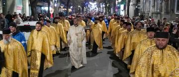 Procesiune cu sfintele moaşte în municipiul Brăila