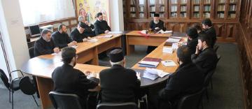 Şedinţa de lucru a Permanenţei Consiliului Eparhial cu protopopii din cele opt protopopiate ale eparhiei Dunării de Jos Şedinţa de lucru a Permanenţei Consiliului Eparhial cu protopopii din cele opt protopopiate ale eparhiei Dunării de Jos