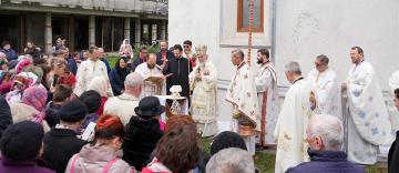 Sfinţirea bisericii brăilene „Sfinţii Trei Ierarhi“ 