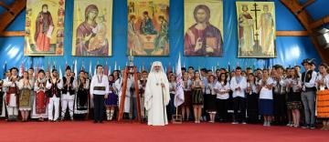 Rugăciunea luminează mintea,încălzeşte inima şi sporește activitatea Rugăciunea luminează mintea,încălzeşte inima şi sporește activitatea